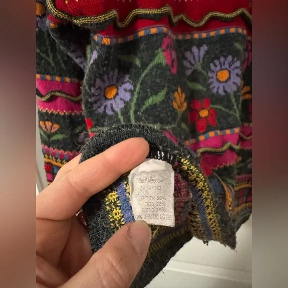 Vintage wool blend Colorful Patterned Women's Sweater - Picture 4 of 4